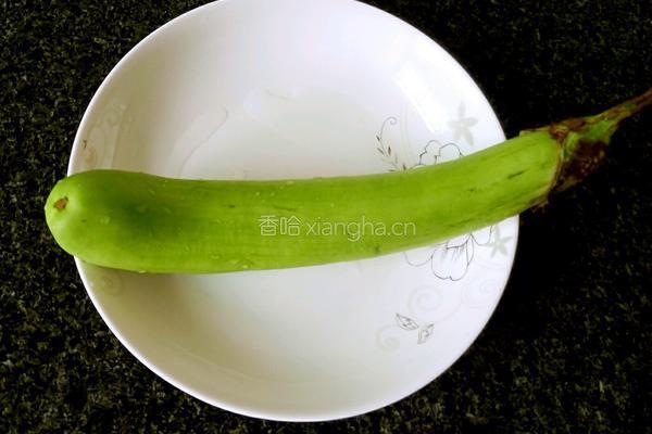 茄汁菊花茄子的做法图解1