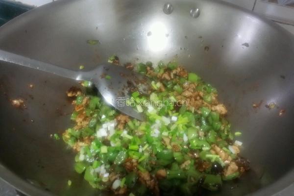 芽菜肉沫四季豆的做法图解6