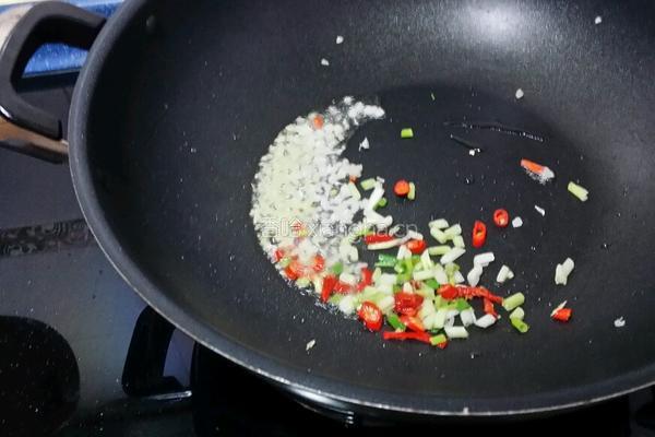 豆瓣醬茄子的做法图解5