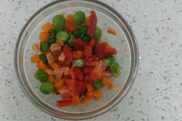 秋葵腰果的做法图解3