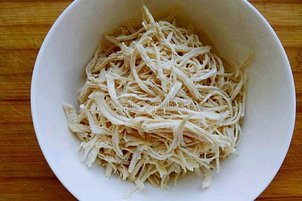 凉拌麻辣鸡丝的做法图解4