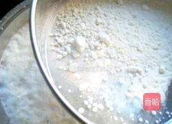冰淇淋卷蛋卷的做法图解2