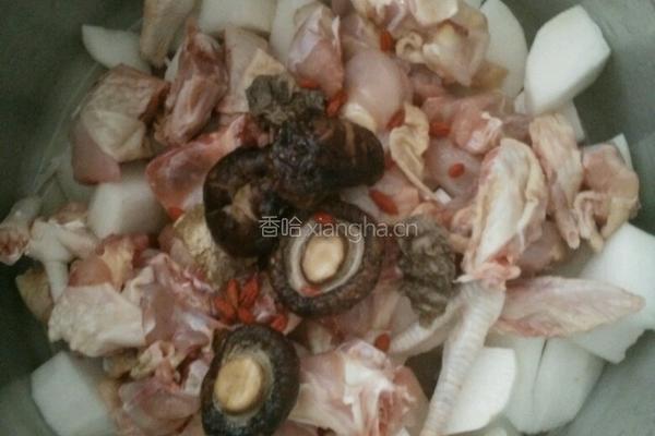 鸡肉萝卜汤的做法图解5