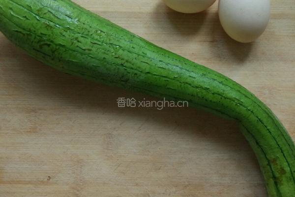 丝瓜鸡蛋的做法图解1