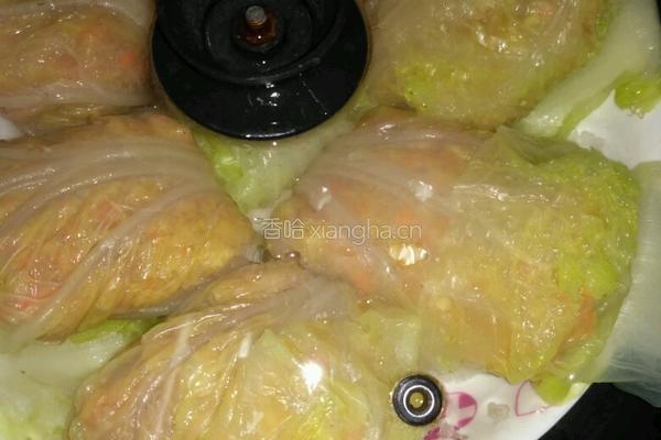 肉蒸白菜卷的做法图解4