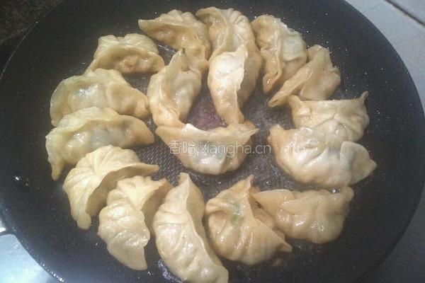 蛋抱煎饺的做法图解5