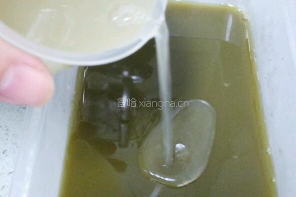 抹茶桂花冻的做法图解4