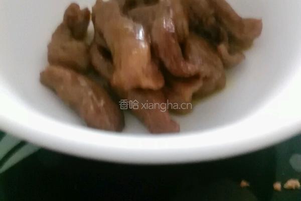 火腿肠裹猪肉的做法图解4