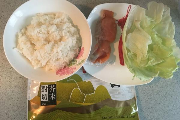 烟熏鲑鱼生菜免捏饭团的做法图解1