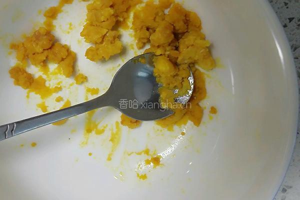 蛋酥茶树菇的做法图解3