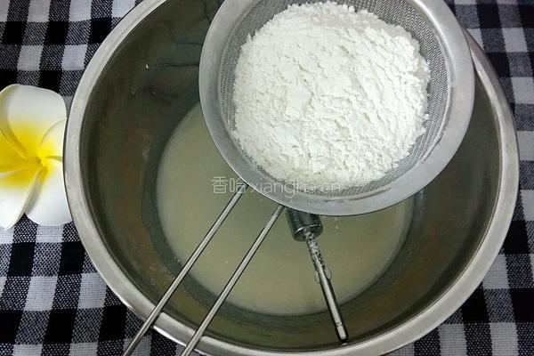 心形戚风蛋糕的做法图解4