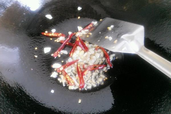 爆炒圆白菜的做法图解5