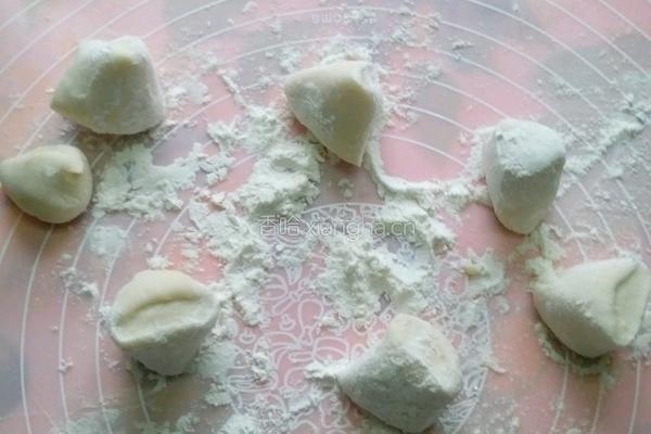 蘑菇菠萝包的做法图解4