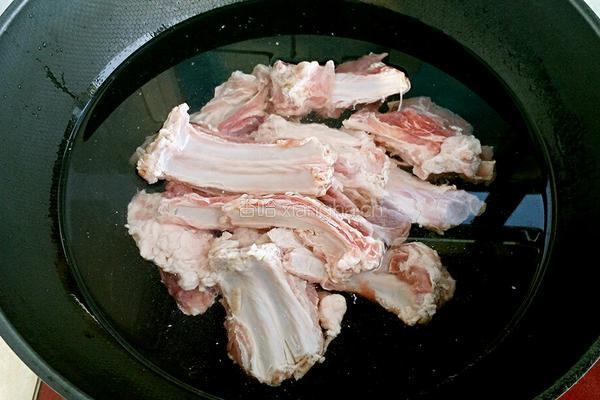 红烧羊排的做法图解1
