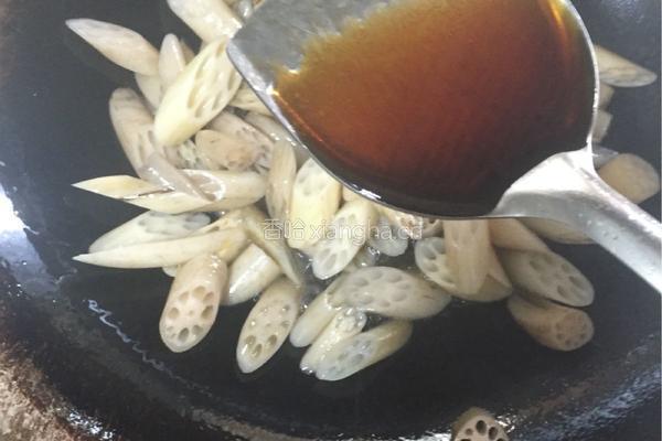 醋溜藕节的做法图解4