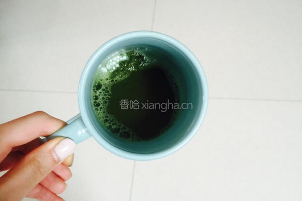 抹茶拿铁的做法图解1