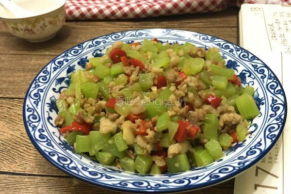 莴笋炒肉末的做法图解10