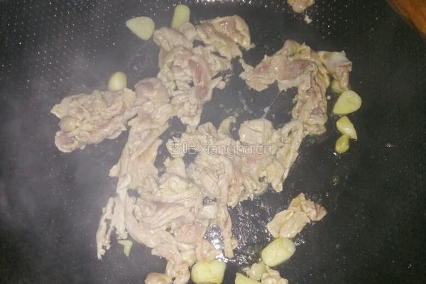 猪肉榨菜蛋汤的做法图解2