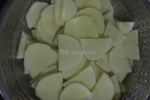 孜然土豆片的做法图解2