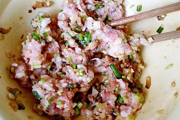 香菇鲜肉包的做法图解4