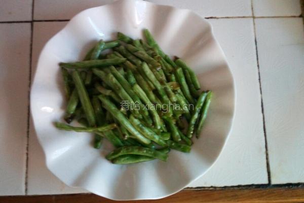 肉末豆角的做法图解4