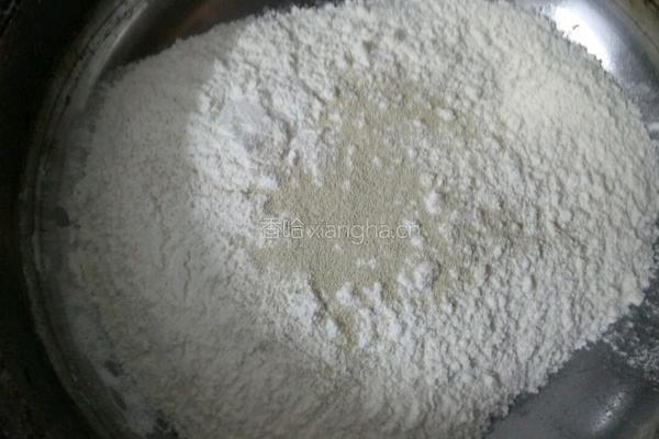 红豆油饼的做法图解1