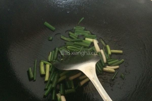 土豆炒辣椒的做法图解3