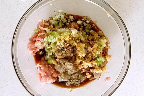 鲜虾香芹馄饨的做法图解13