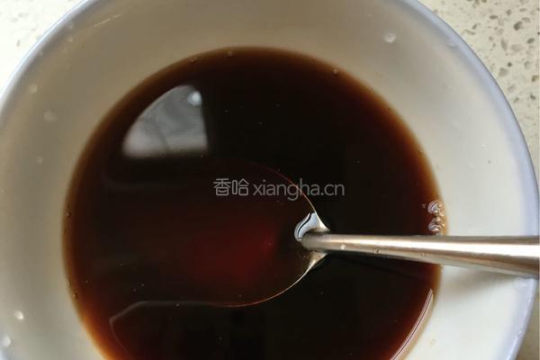 糖醋带鱼的做法图解2