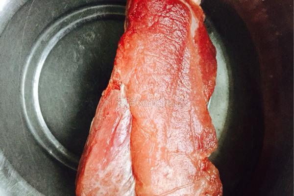 羊肉蒸饺的做法图解1