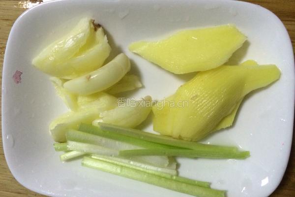 鲫鱼豆腐汤的做法图解8