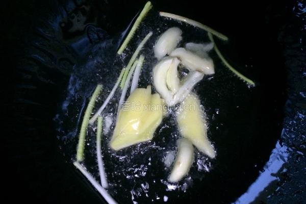 鲫鱼豆腐汤的做法图解9