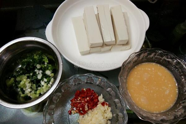 香煎脆皮豆腐的做法图解2