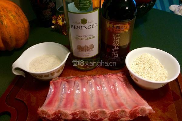 糯米粉蒸排骨的做法图解1