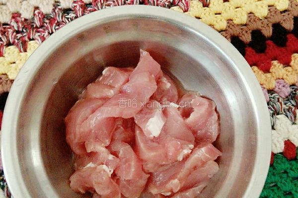 鹌鹑肉片的做法图解2