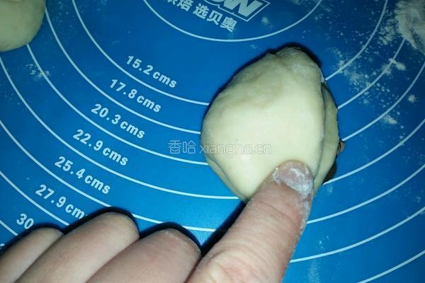 爱心蜜豆小面包的做法图解8
