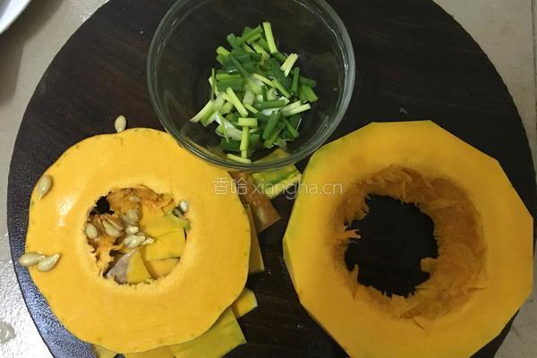 南瓜鸡蛋煎饼的做法图解2