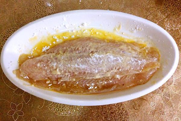 香煎龙利鱼的做法图解7