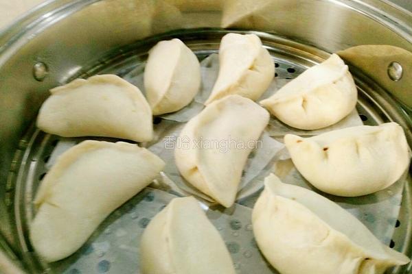 漏油羊肉蒸饺的做法图解10