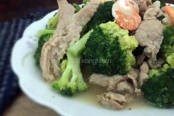 西兰花炒瘦肉虾仁的做法图解13