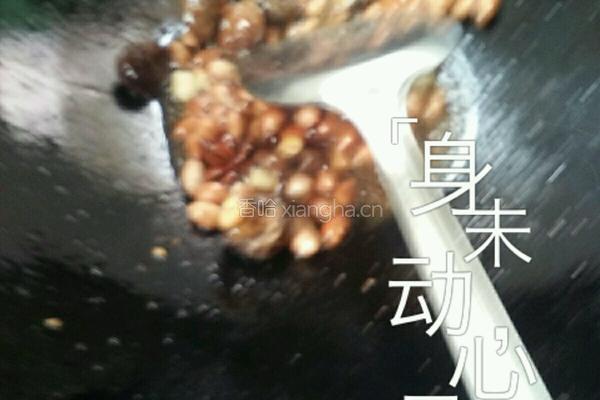 花生煲猪脚的做法图解3
