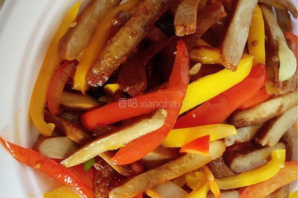 家常彩椒炒豆干的做法图解4