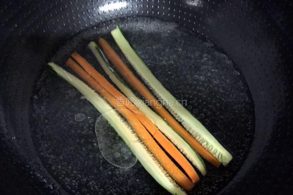 紫菜包饭的做法图解4