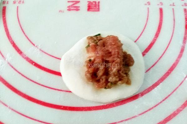 羊肉馅锅贴的做法图解6