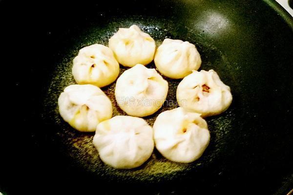 羊肉馅锅贴的做法图解13