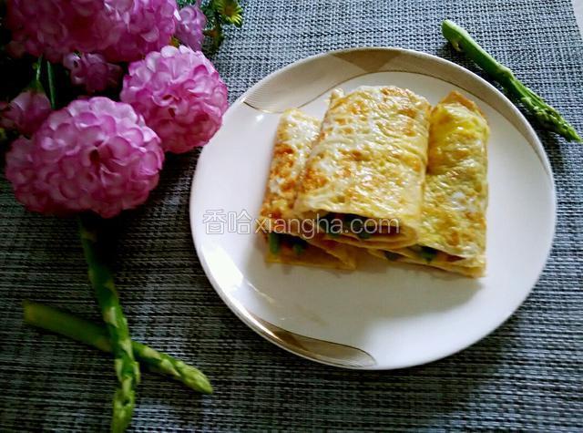 芦笋里脊鸡蛋饼