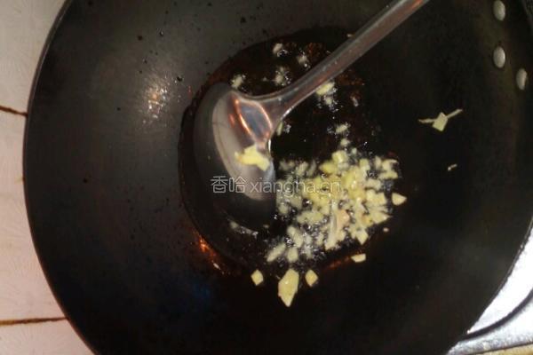 酸菜炒毛豆的做法图解2