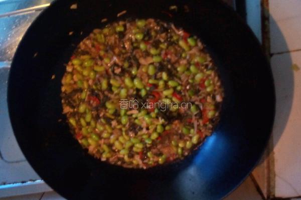 酸菜炒毛豆的做法图解6