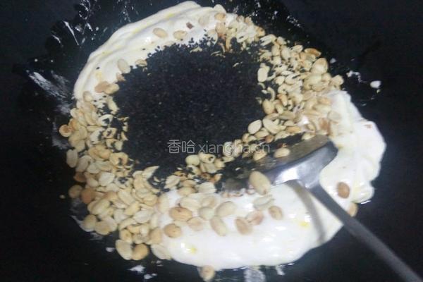 抹茶黑芝麻花生牛轧糖的做法图解5