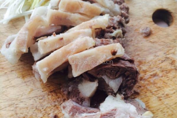 酸菜白肉（清真版）的做法图解2